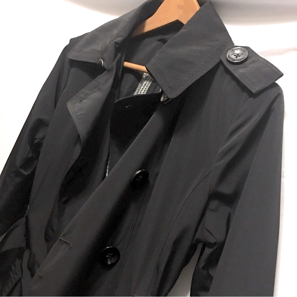 London Fog Trench Coat - Picture 3 of 11